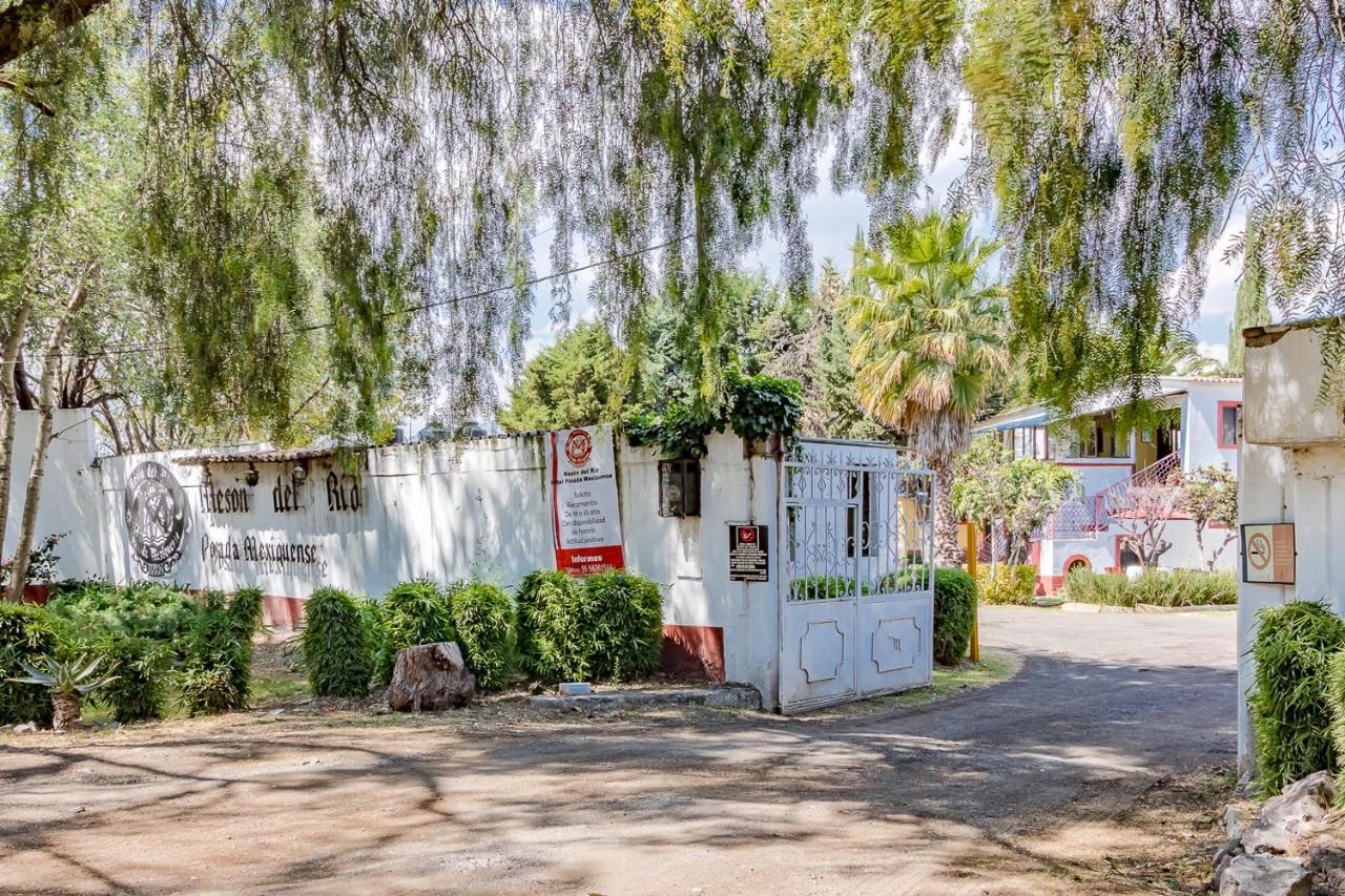 Hotel Ayenda Meson Del Rio à Tepotzotlan Extérieur photo